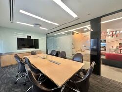 Gateway West (D7), Office #600645141